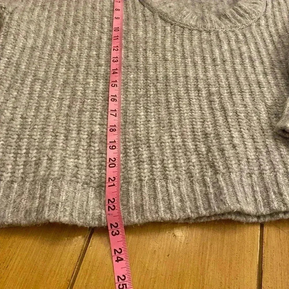 Free People Women’s Oversized Thick Knit Gray Sweater acrylic poly scoop neck S - Picture 9 of 16